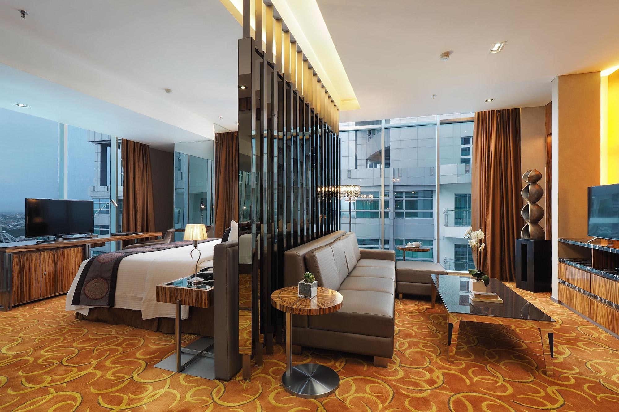 Cambridge Hotel Medan Eksteriør bilde