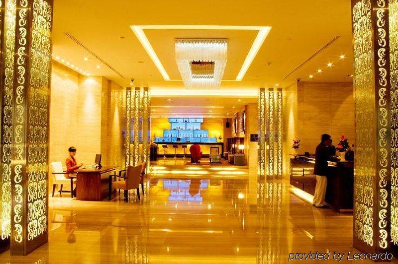 Cambridge Hotel Medan Interiør bilde