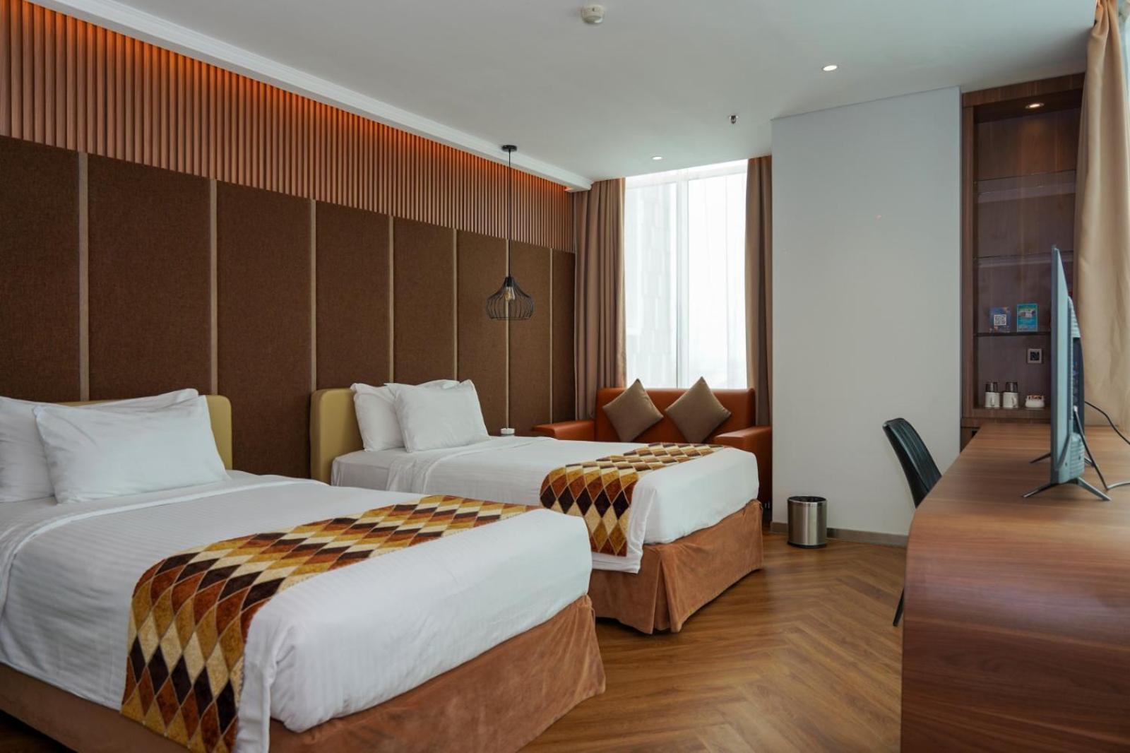 Cambridge Hotel Medan Eksteriør bilde