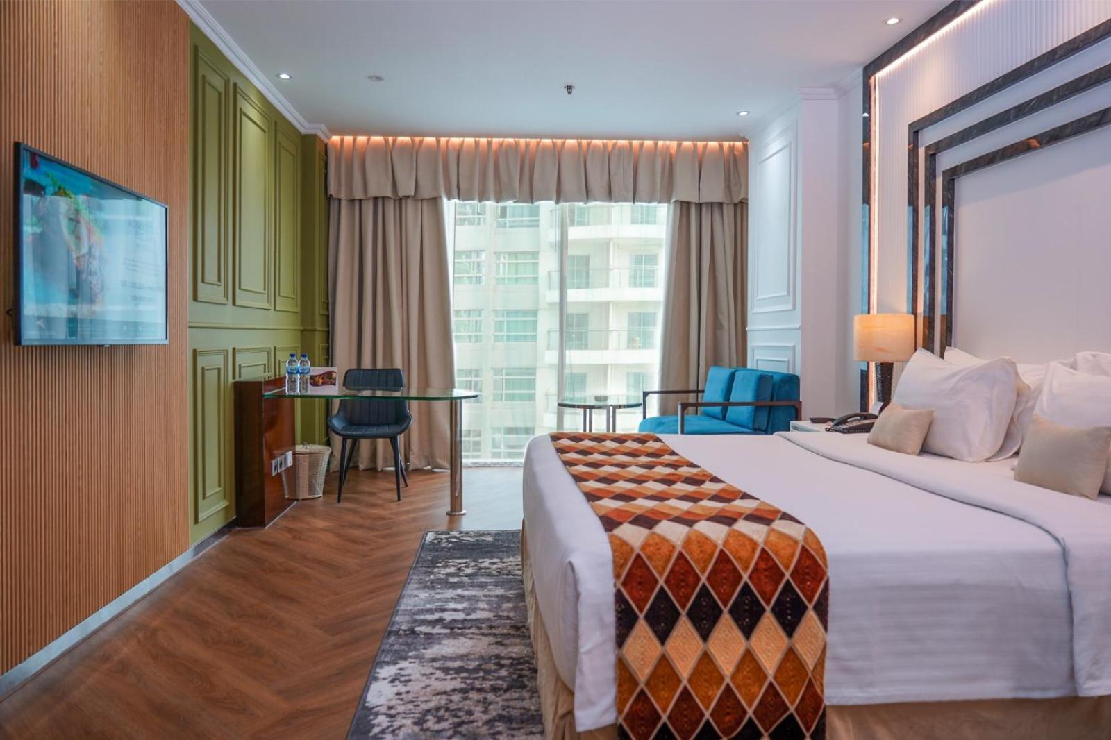 Cambridge Hotel Medan Eksteriør bilde