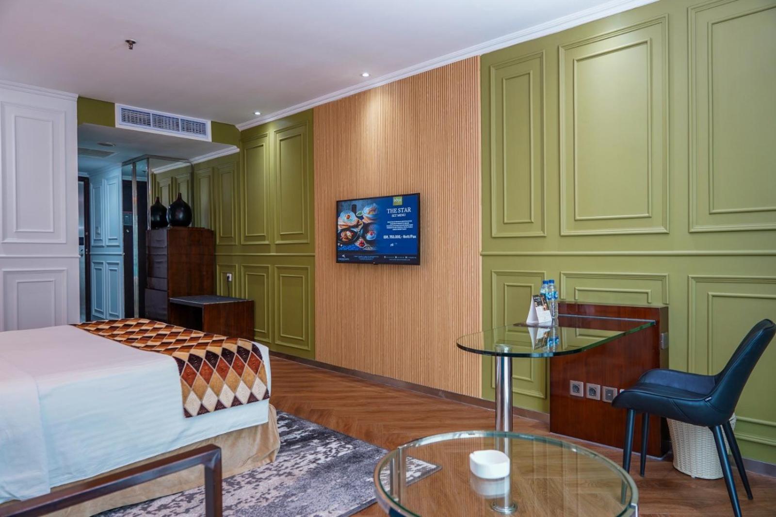Cambridge Hotel Medan Eksteriør bilde