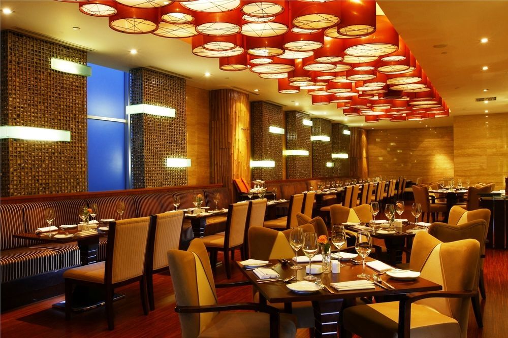 Cambridge Hotel Medan Eksteriør bilde