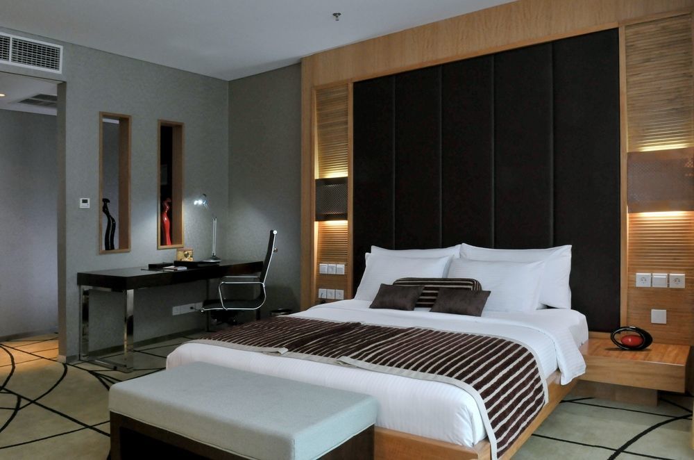 Cambridge Hotel Medan Eksteriør bilde